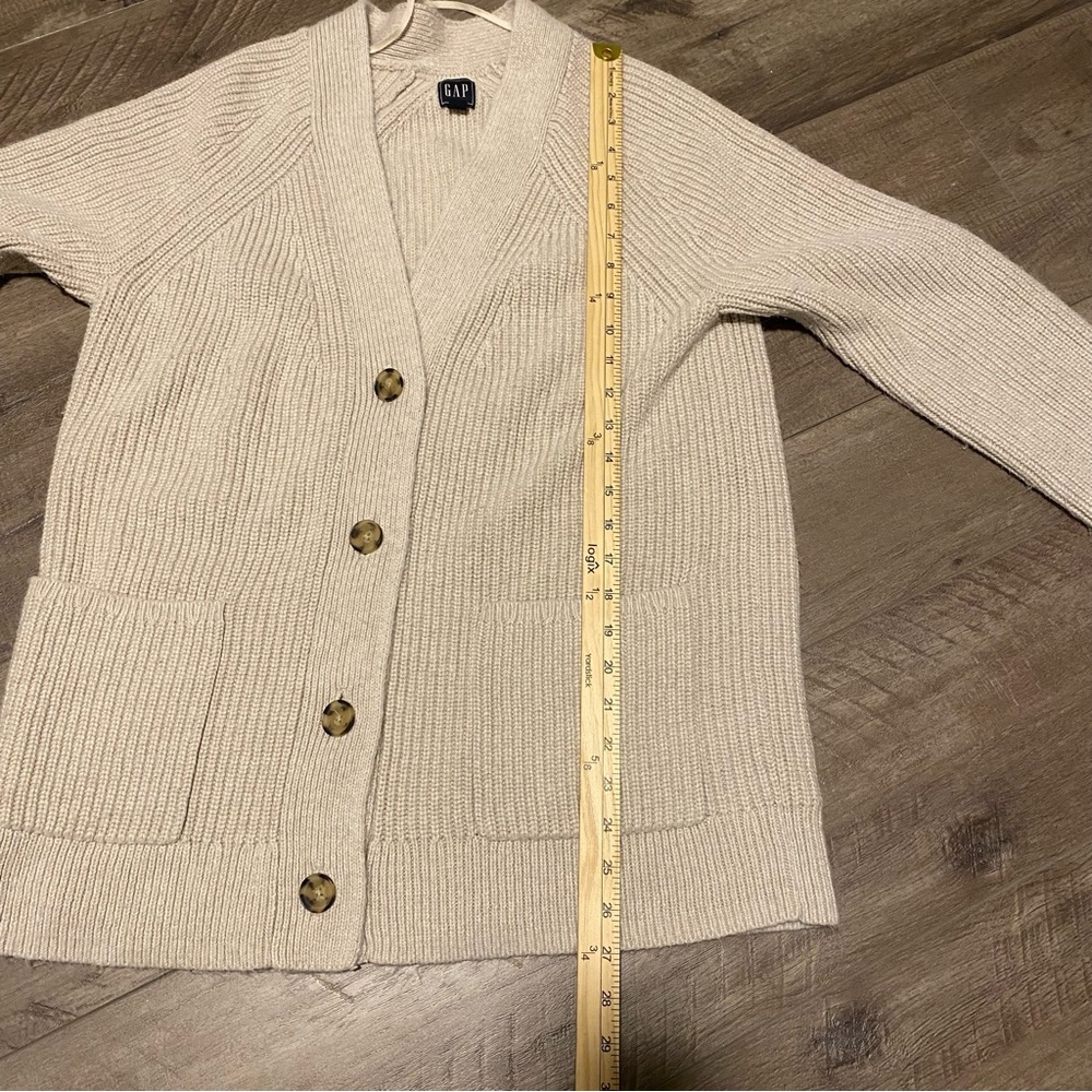 GAP Cream Women's Cardigan Grandpa Sweater Large - Picture 8 of 10